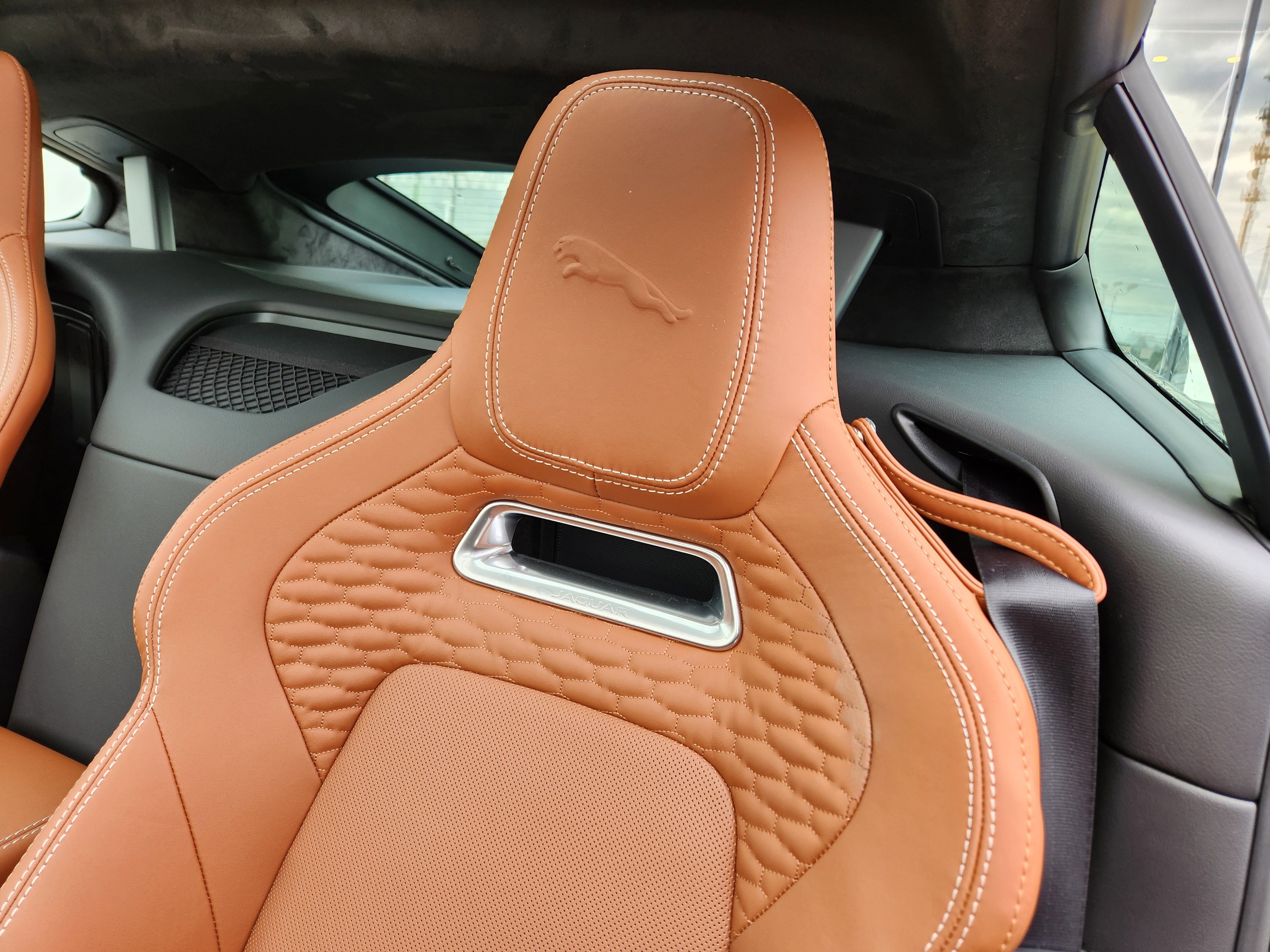 Used 2024 Jaguar F-TYPE R AWD/4WD image 9