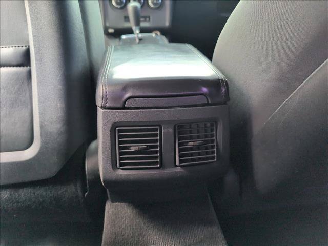 Used 2012 Dodge Challenger R/T w/ Electronics Convenience Group RWD image 15