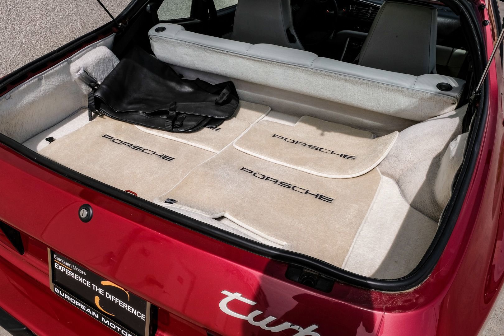 Used 1989 Porsche 944 Turbo RWD image 41
