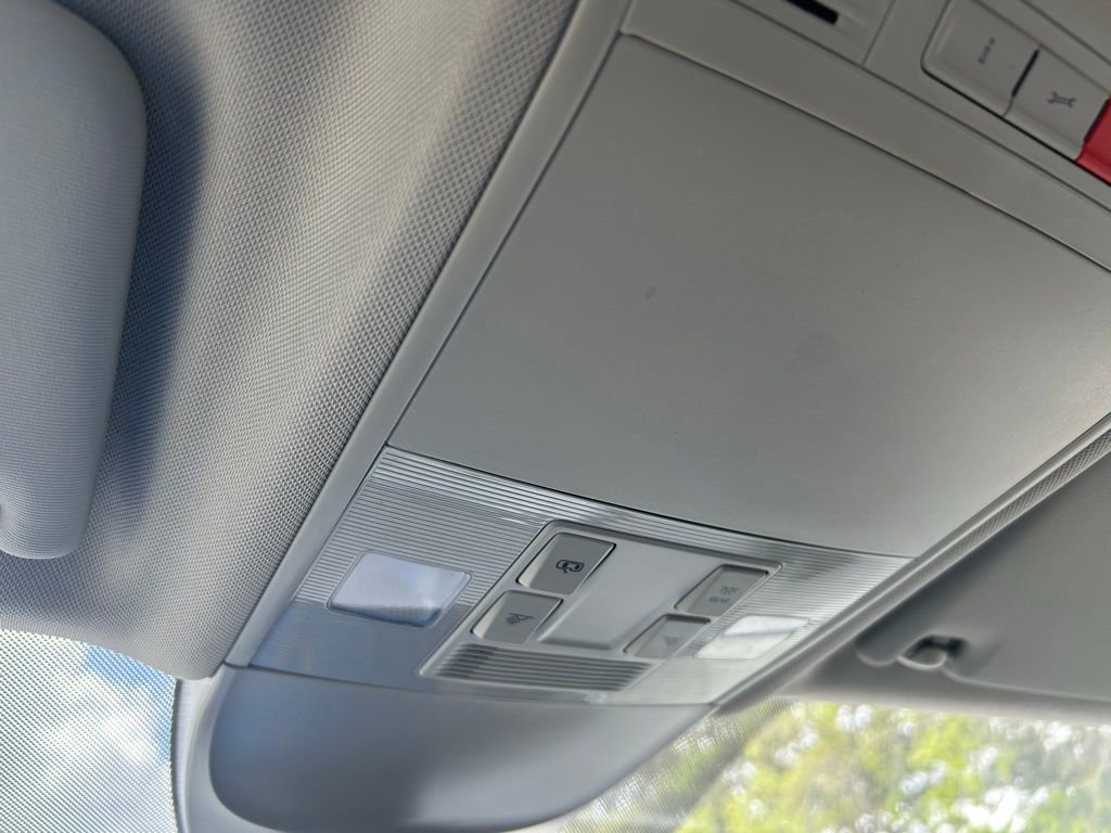 Certified 2025 Volkswagen Taos S image 57