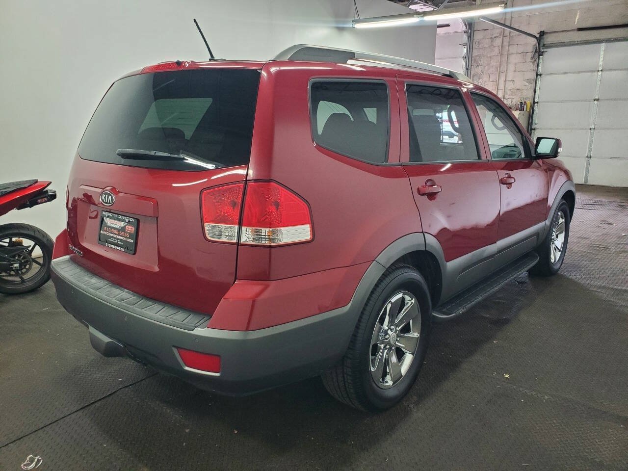 Used 2009 Kia Borrego EX w/ Premium Pkg AWD/4WD image 7