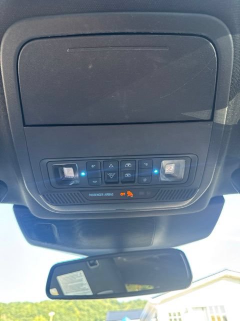 Used 2021 Ford Explorer Platinum w/ Equipment Group 601A AWD/4WD image 22