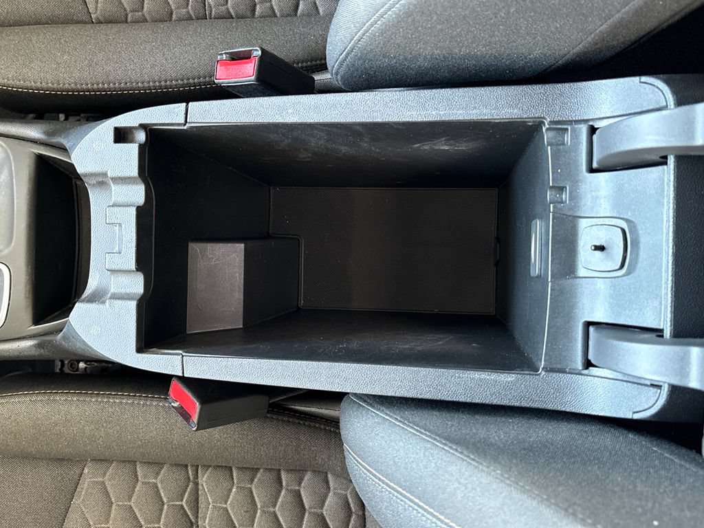 Used 2019 Chevrolet Equinox LT FWD image 34