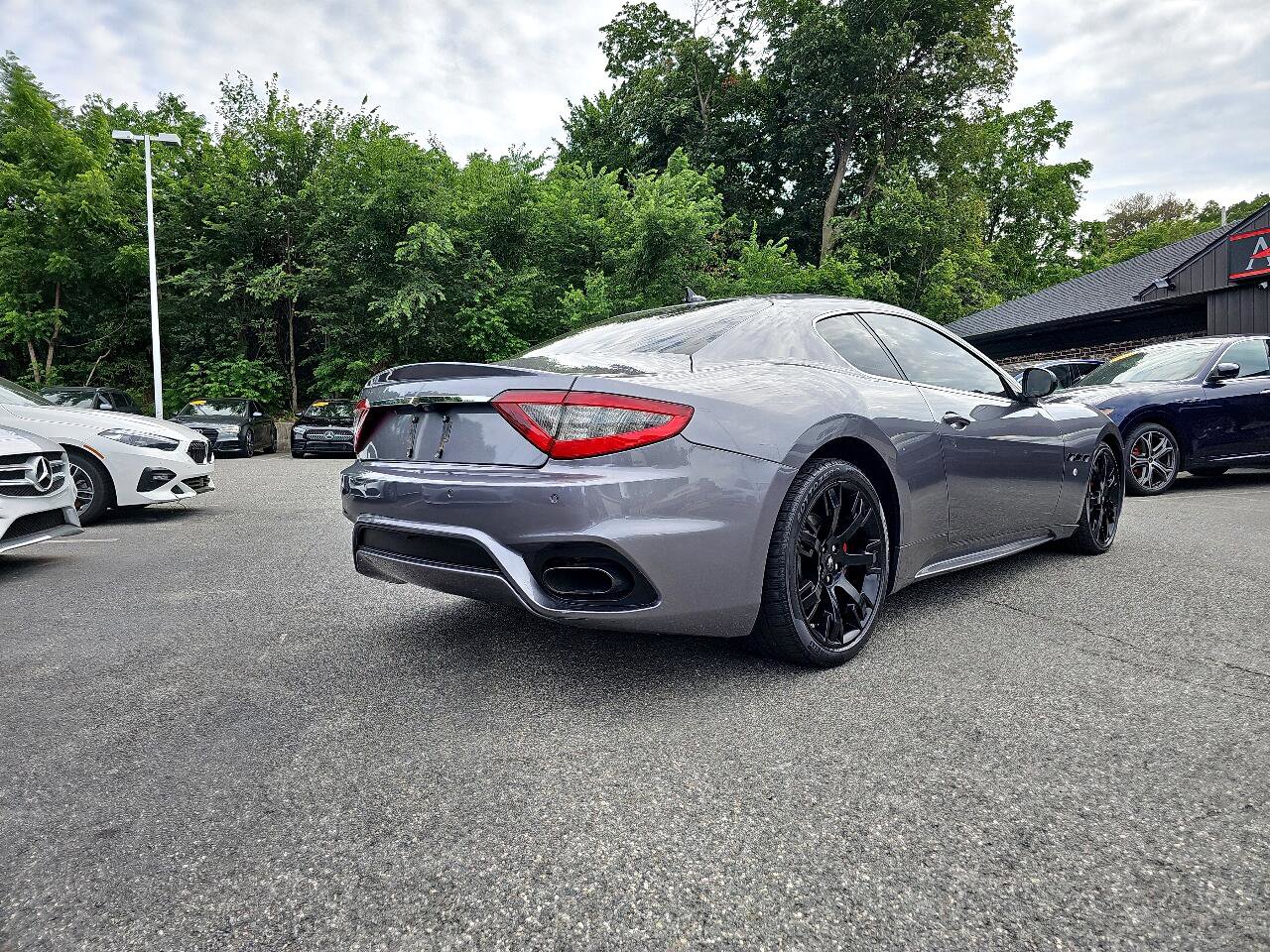 Used 2018 Maserati GranTurismo Sport image 13