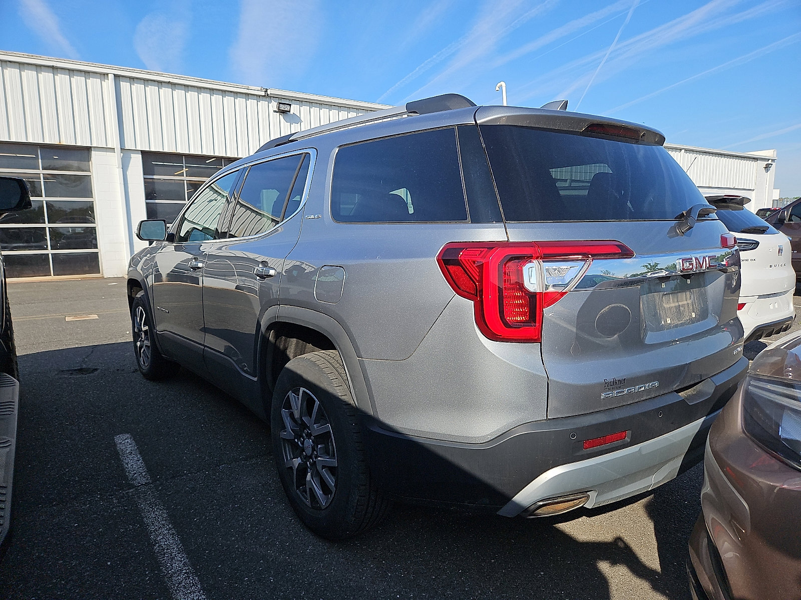 Certified 2023 GMC Acadia SLE w/ Driver Convenience Package AWD/4WD image 6