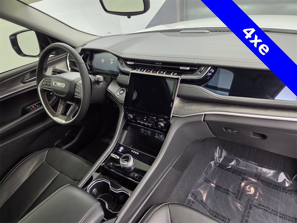 Used 2023 Jeep Grand Cherokee 4WD 4xe image 19