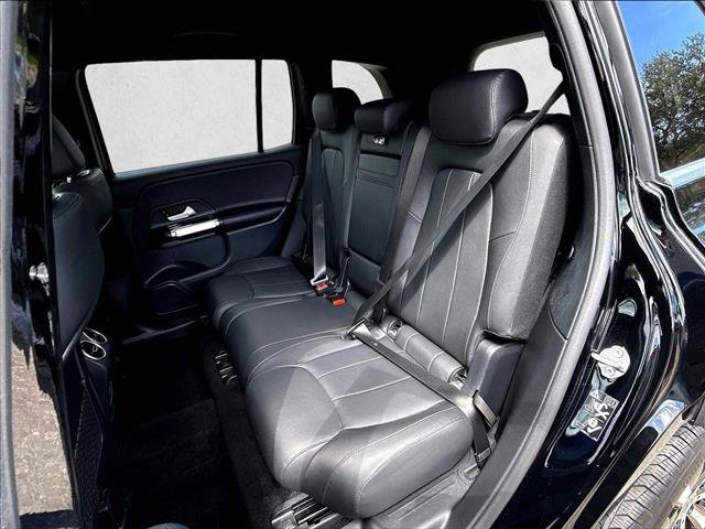 Used 2023 Mercedes-Benz GLB 250 image 28