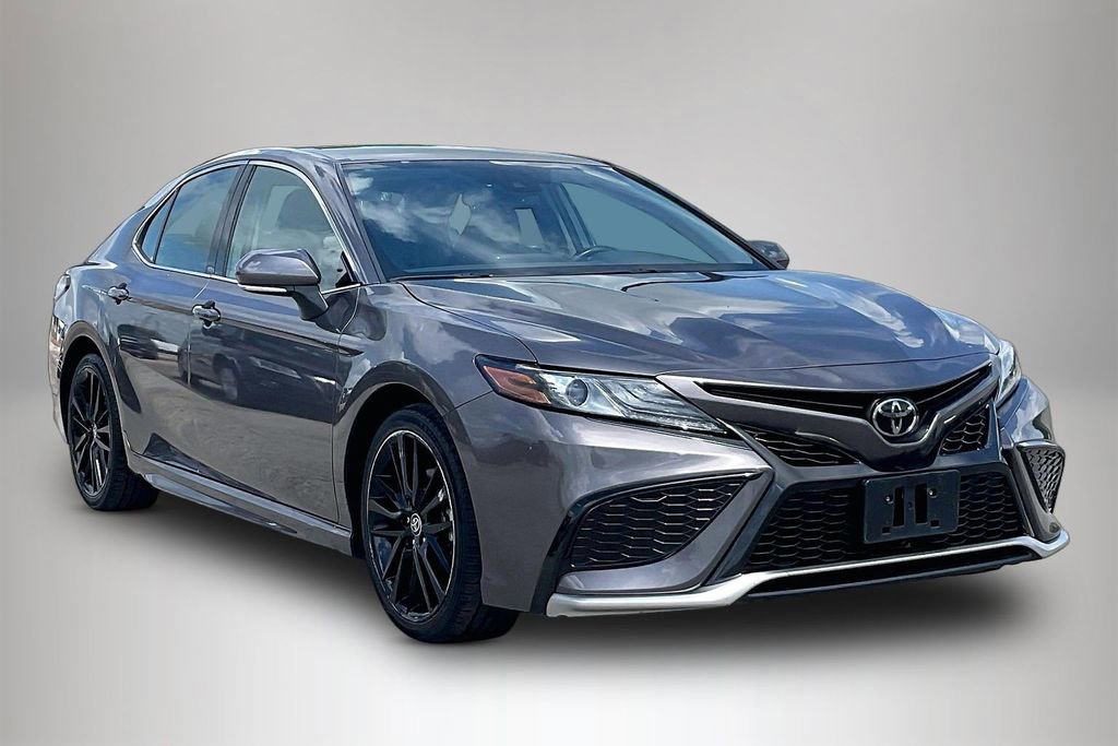 Used 2023 Toyota Camry XSE FWD image 1