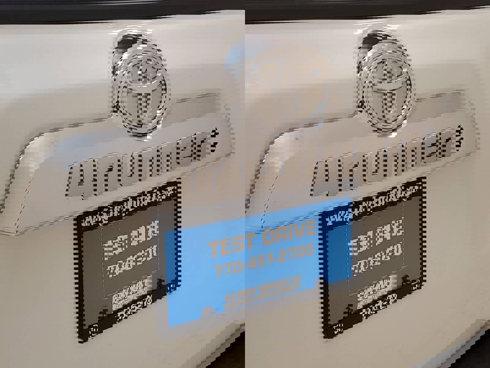 Used 2023 Toyota 4Runner Limited image 23