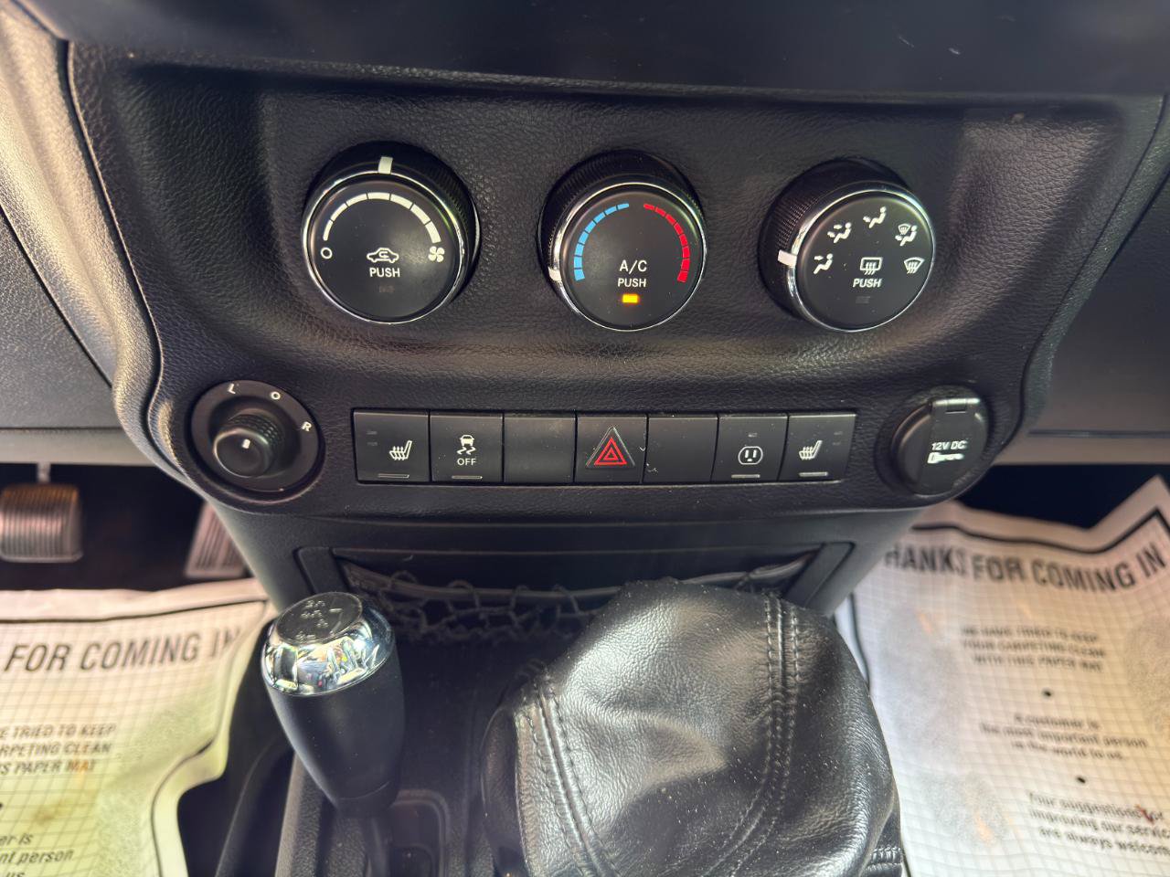 Used 2015 Jeep Wrangler Unlimited Sahara w/ Dual Top Group AWD/4WD image 24