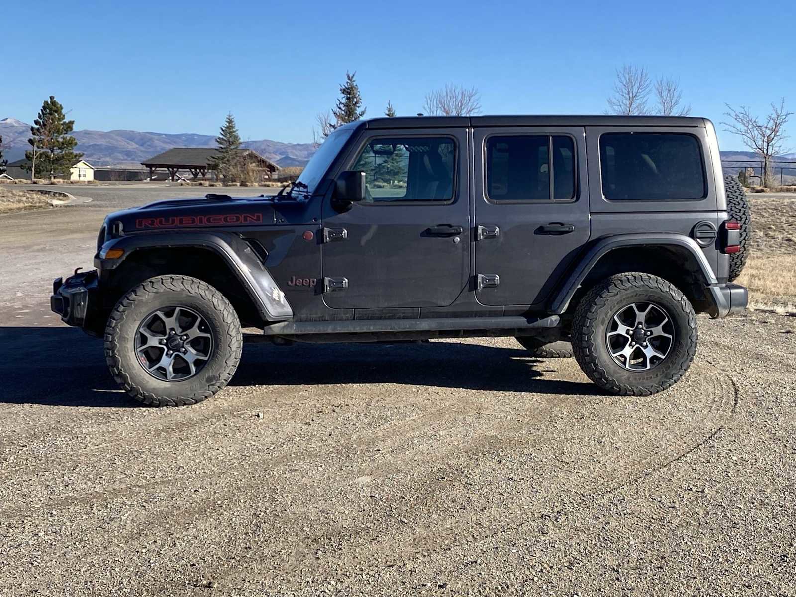 Used 2018 Jeep Wrangler Unlimited Rubicon image 2