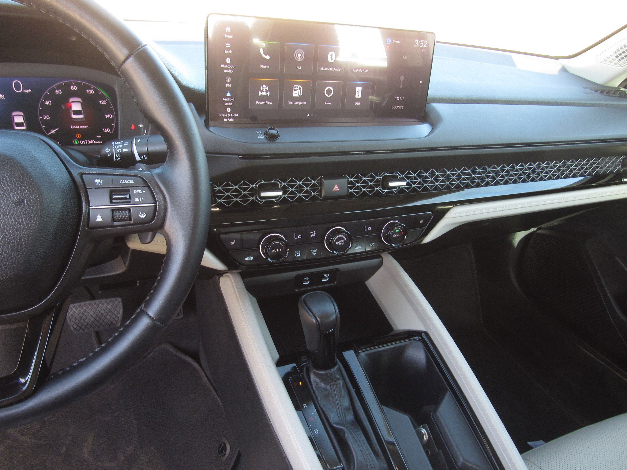 Certified 2024 Honda Accord EX-L image 17