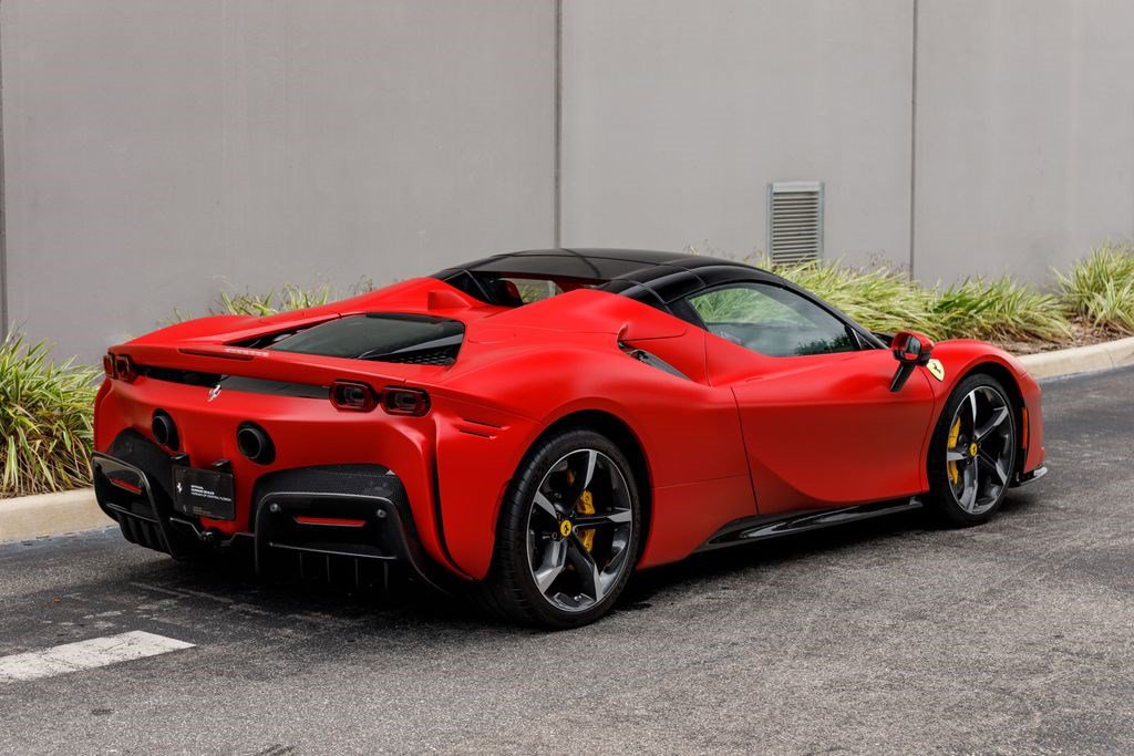 Used 2025 Ferrari SF90 Spider AWD/4WD image 5
