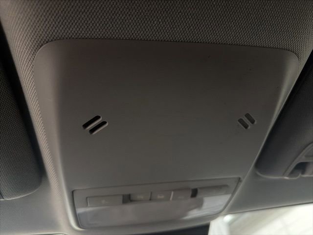 Used 2017 Chevrolet Trax LT w/ LT Convenience Package image 24