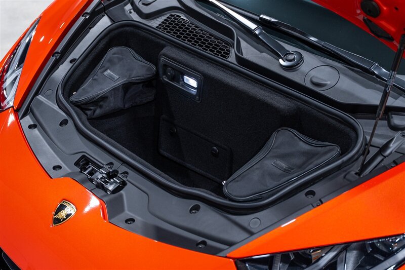 Used 2021 Lamborghini Huracan EVO AWD/4WD image 37