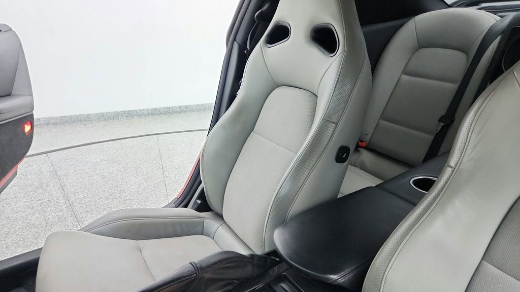 Used 2010 Nissan GT-R Premium AWD/4WD image 21