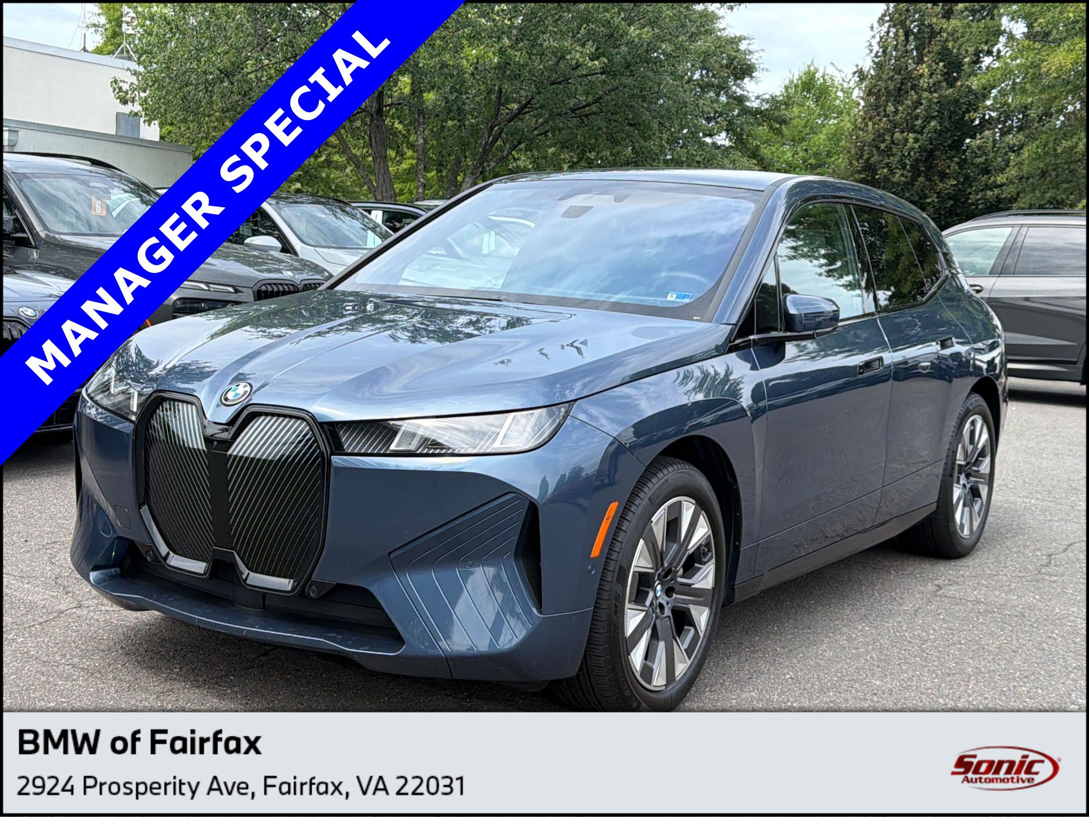 Used 2026 BMW iX xDrive60 AWD/4WD image 1