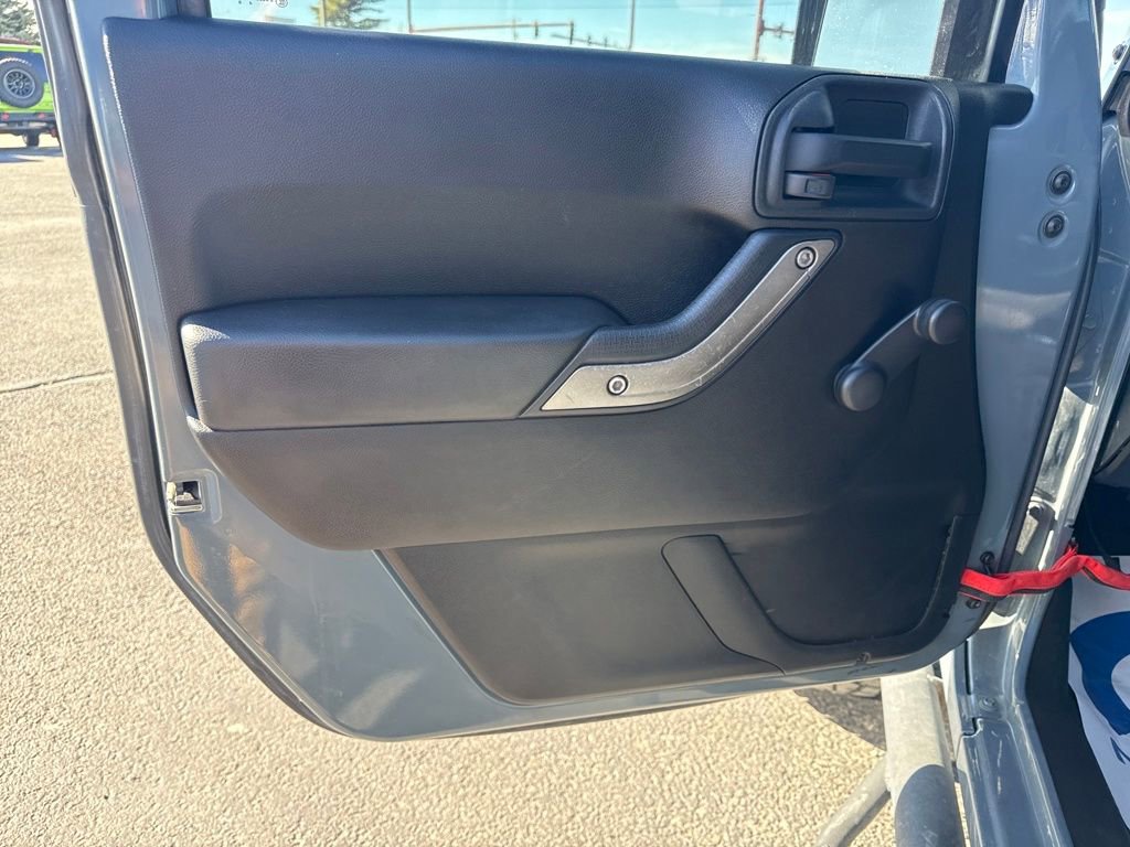 Used 2015 Jeep Wrangler Sport image 12