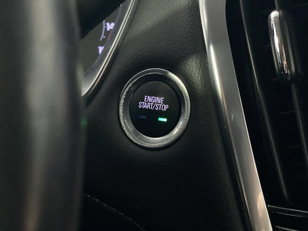 Used 2021 Chevrolet Traverse LT FWD image 22