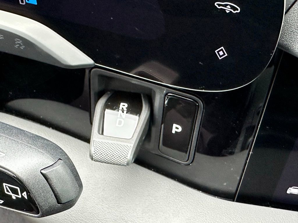 Used 2025 Porsche Taycan 4 Cross Turismo image 30