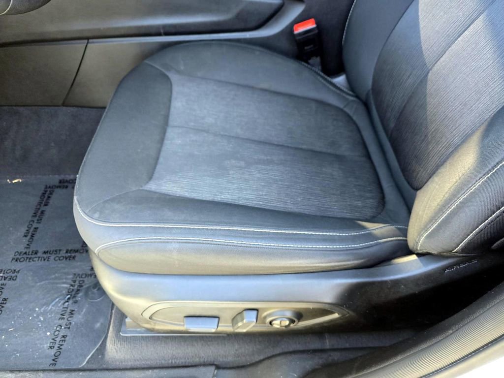 Used 2023 Jeep Grand Cherokee Laredo w/ Luxury Tech Group I image 18