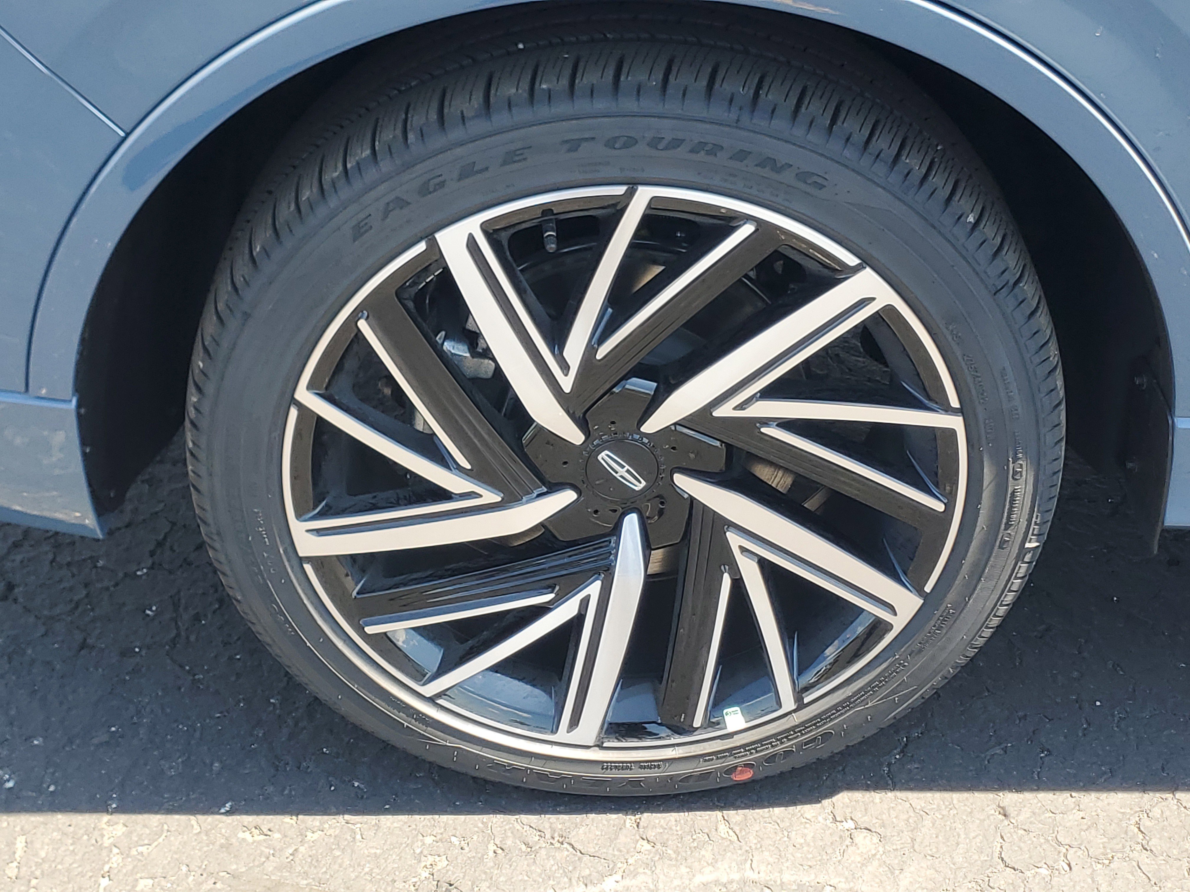 New 2026 Lincoln Aviator Black Label AWD/4WD image 4