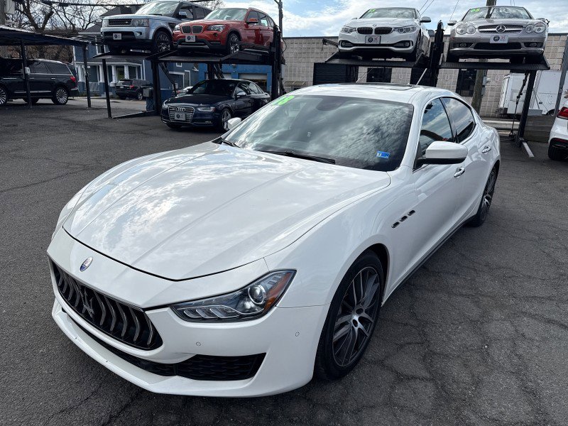 Used 2018 Maserati Ghibli image 3