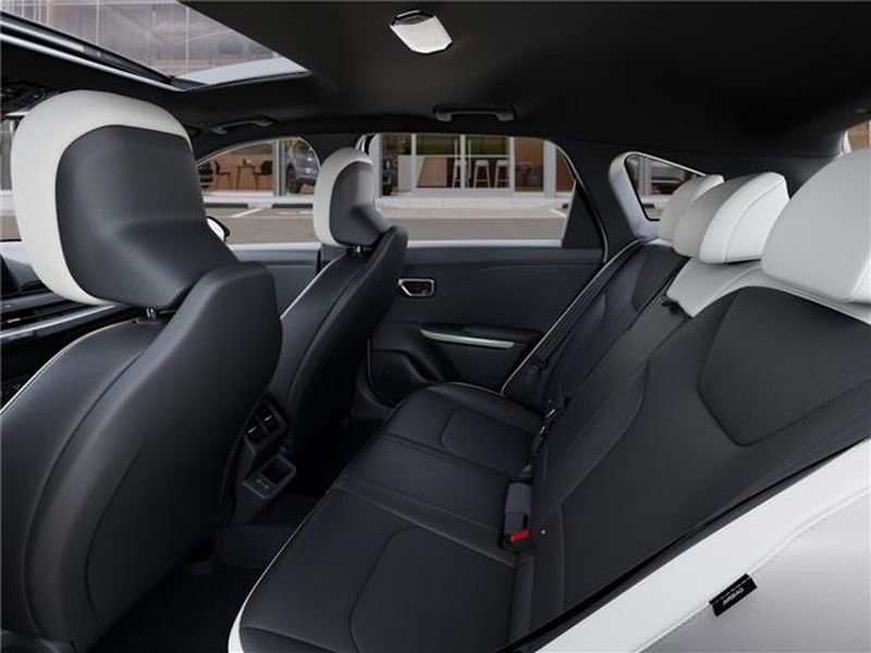 New 2026 Kia K4 GT-Line Turbo image 18