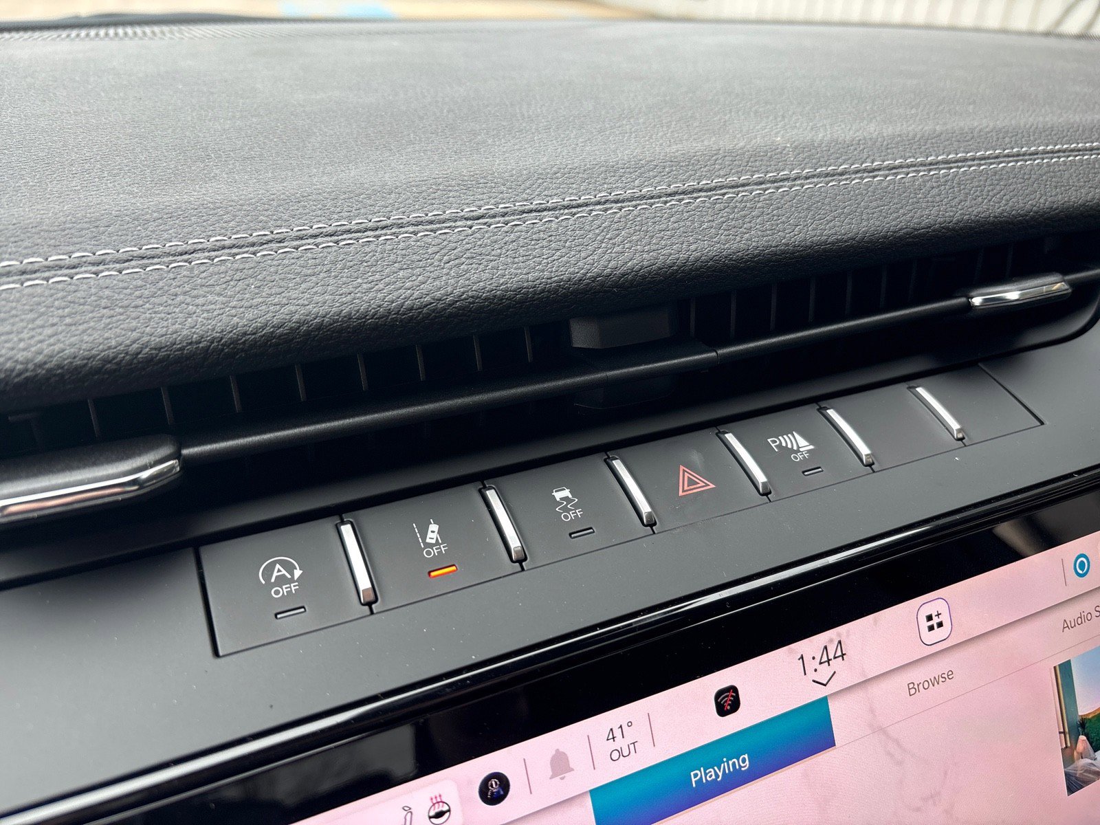 New 2026 Jeep Grand Cherokee Altitude image 19