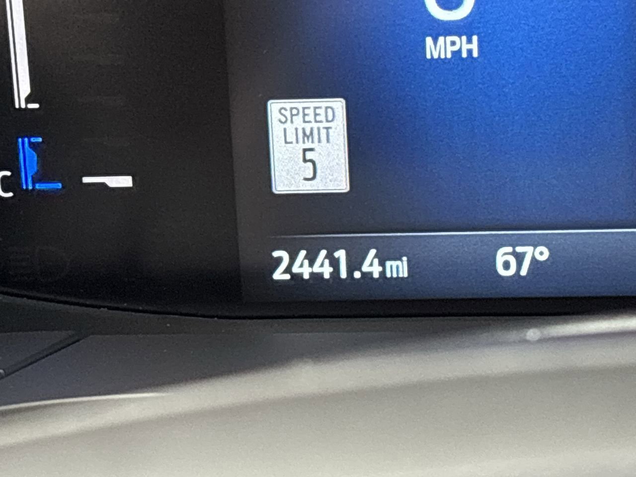 Certified 2025 Ford Escape ST-Line w/ Tech Pack #1 image 32