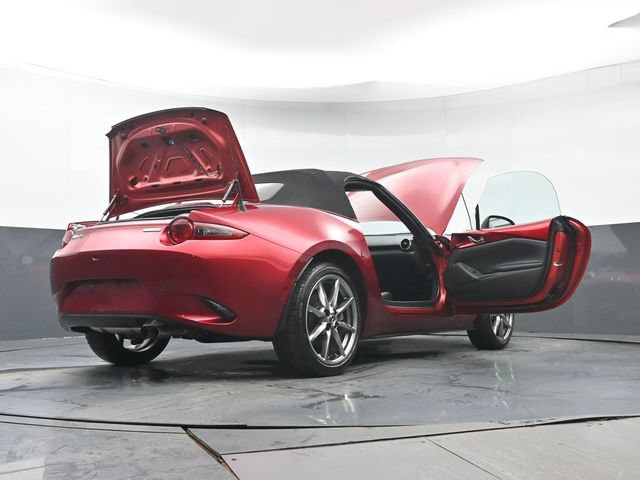Used 2023 MAZDA MX-5 Miata Grand Touring w/ Weather Package RWD image 48