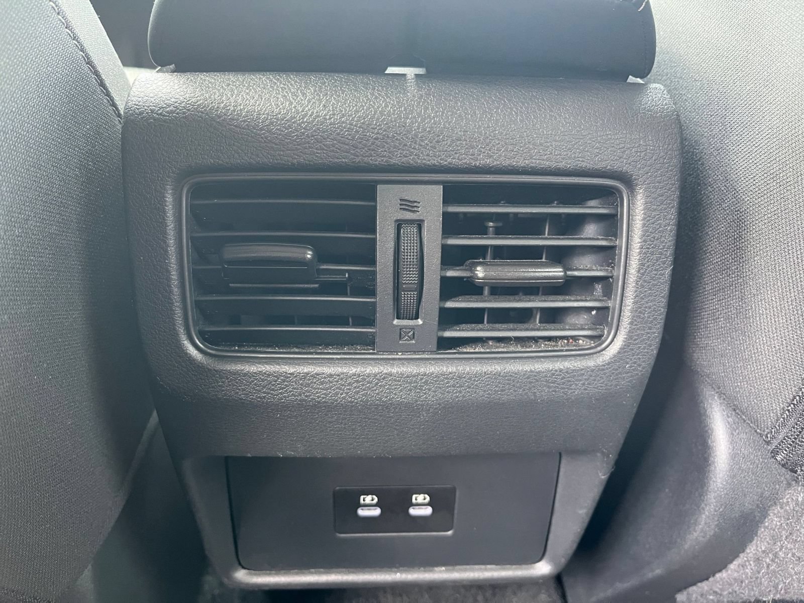 Used 2025 Nissan Rogue SV FWD image 23