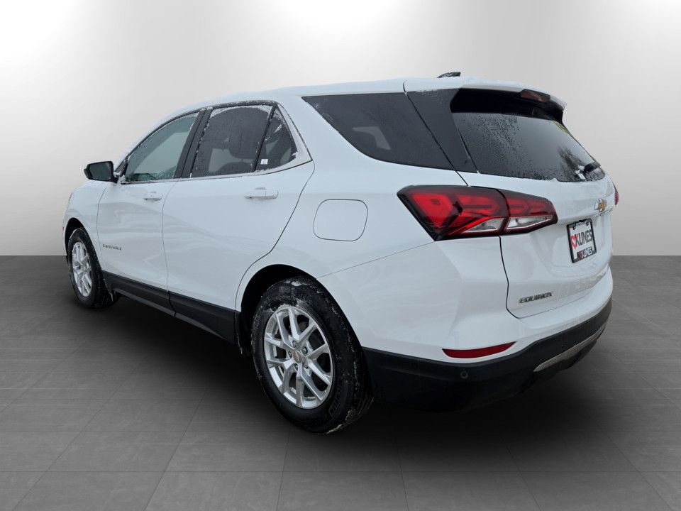 Used 2024 Chevrolet Equinox LT image 9