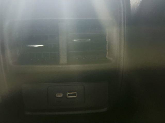 Used 2024 Cadillac XT4 Premium Luxury image 26