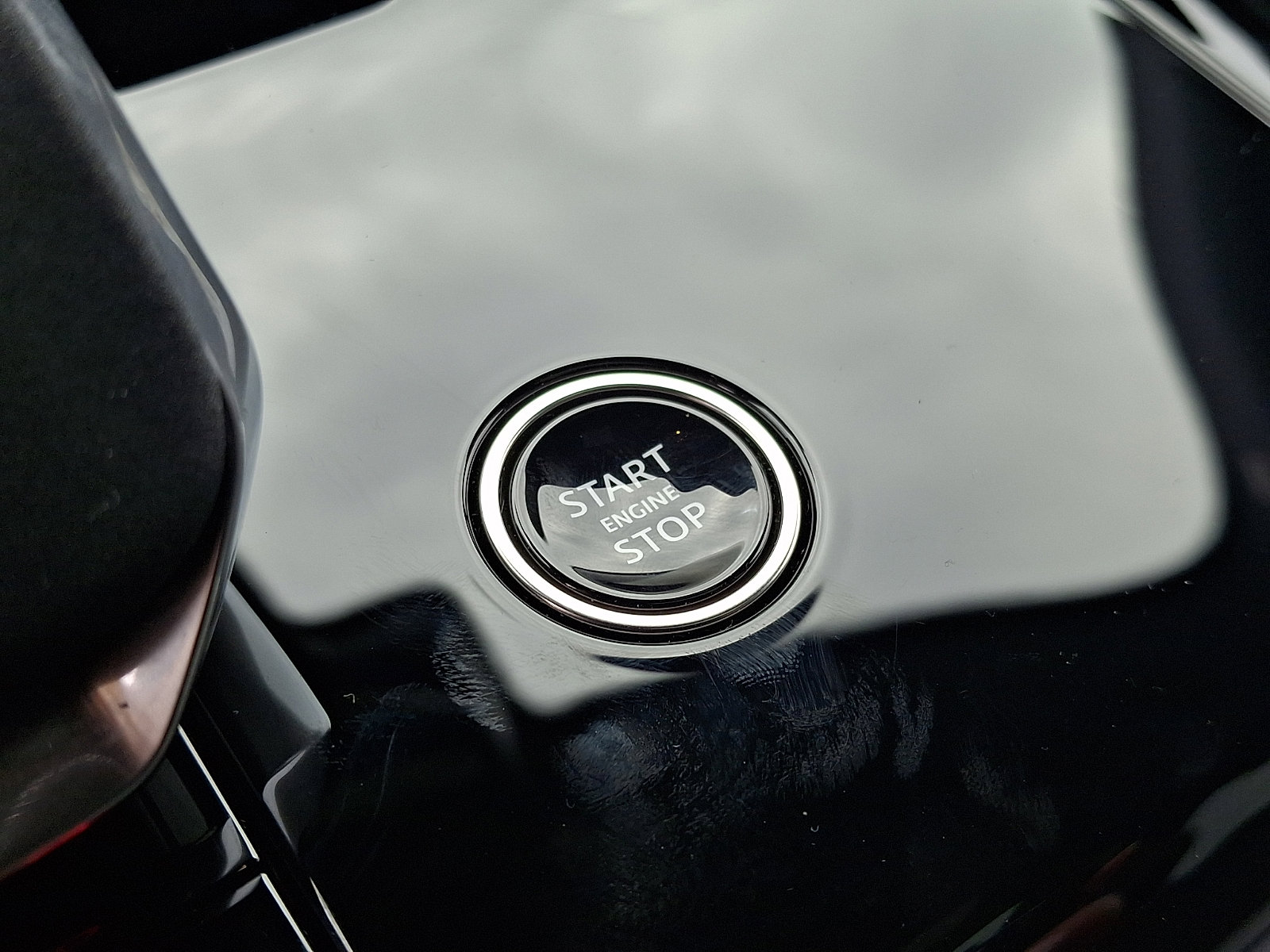 Used 2024 Land Rover Range Rover Sport Dynamic SE image 24