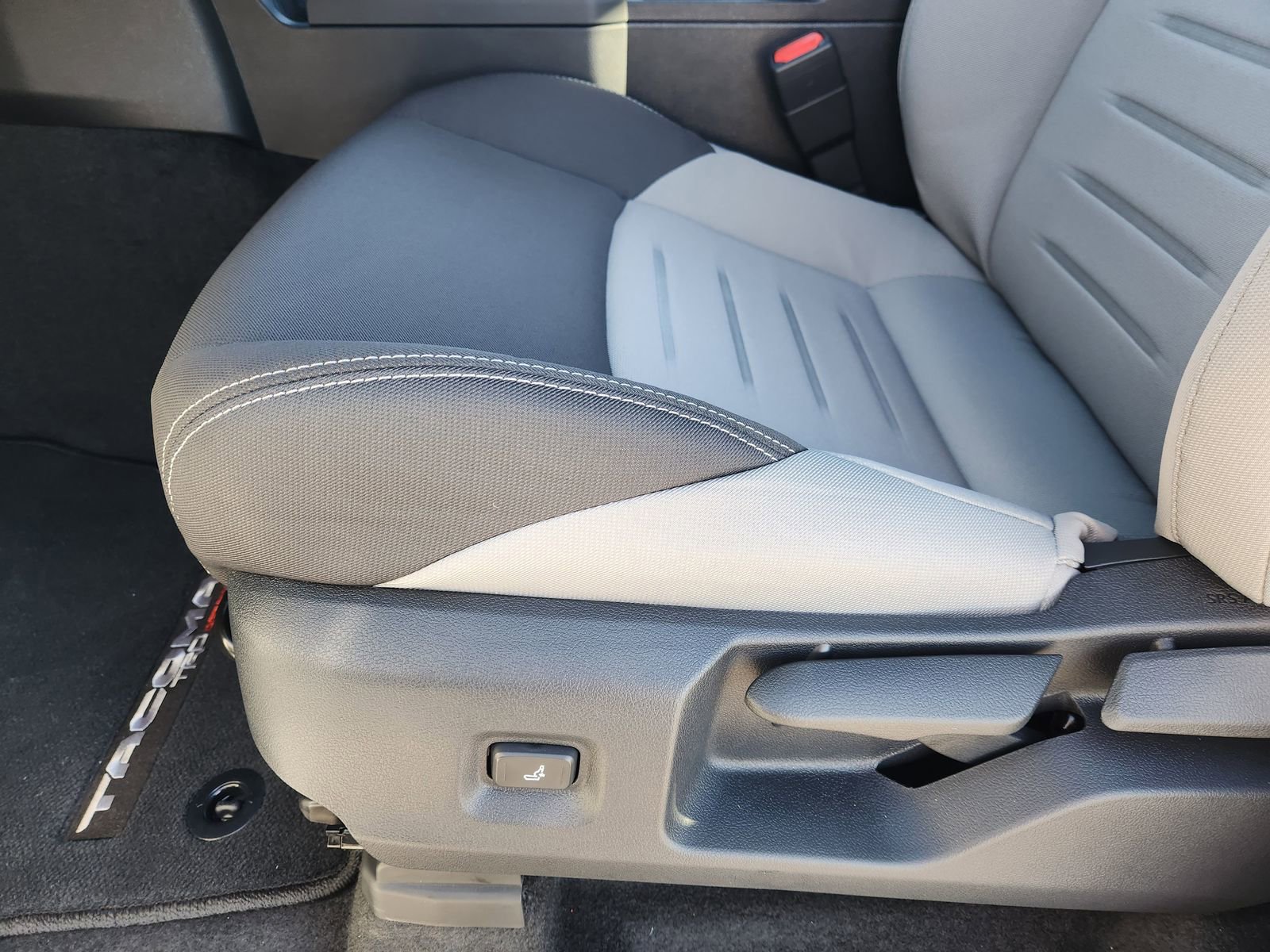 New 2025 Toyota Tacoma TRD Off-Road image 23