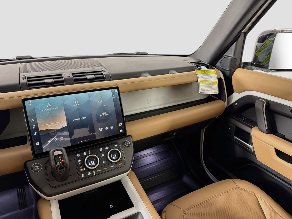 New 2026 Land Rover Defender 110 X-Dynamic SE AWD/4WD image 25