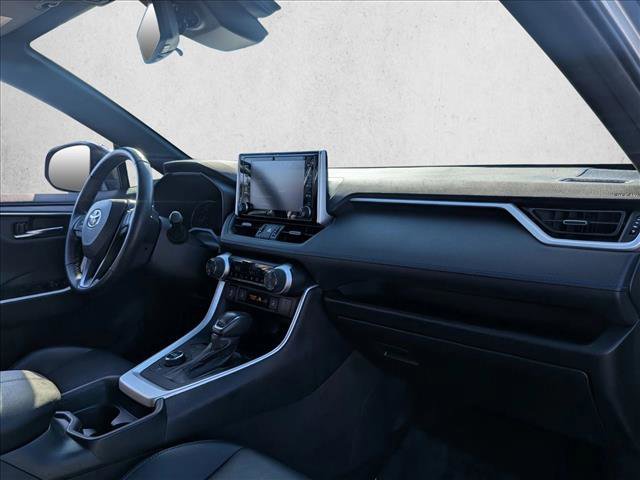 Used 2020 Toyota RAV4 XSE image 20