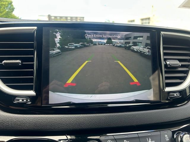Used 2025 Chrysler Pacifica Select FWD image 22