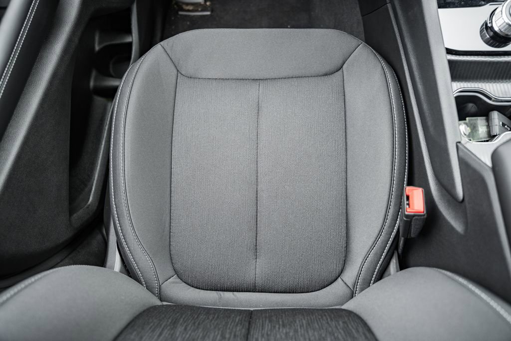 New 2025 Jeep Grand Cherokee Laredo X w/ Luxury Tech Group I image 29