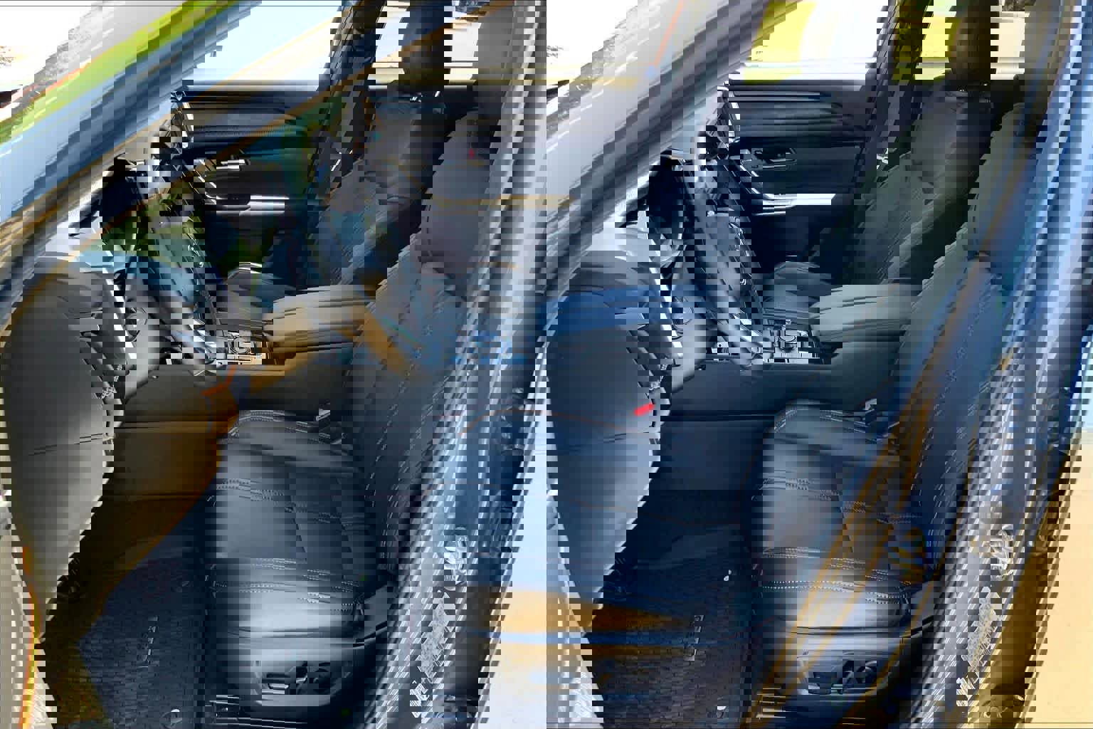 Certified 2025 MAZDA CX-50 2.5 Hybrid w/ Weather Package image 8