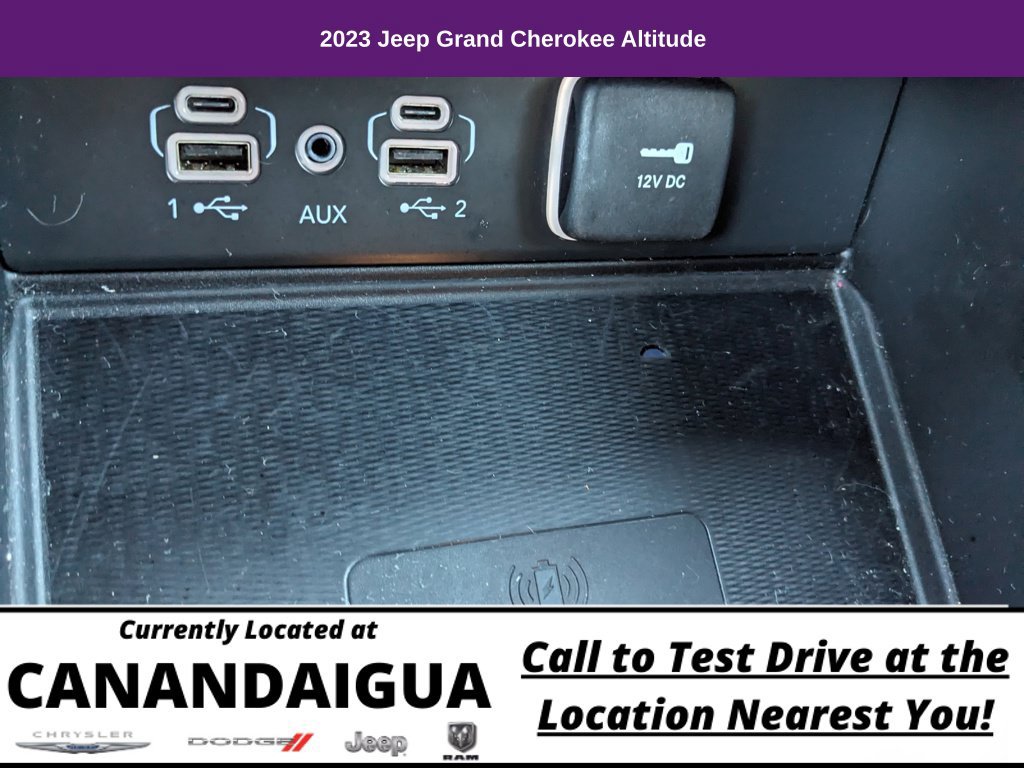 Used 2023 Jeep Grand Cherokee Altitude AWD/4WD image 17