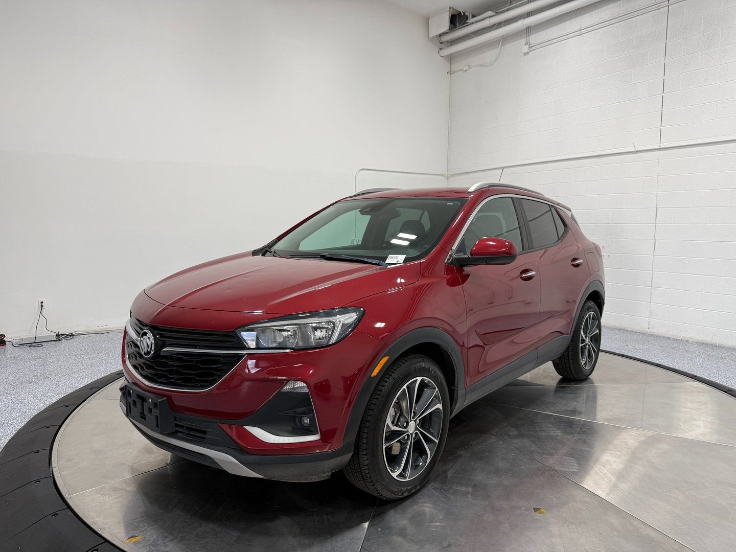 Used 2021 Buick Encore GX Select image 3