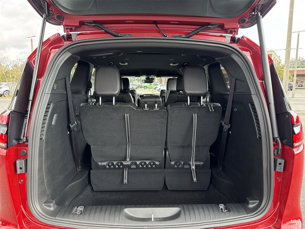 New 2026 Chrysler Pacifica Select image 31