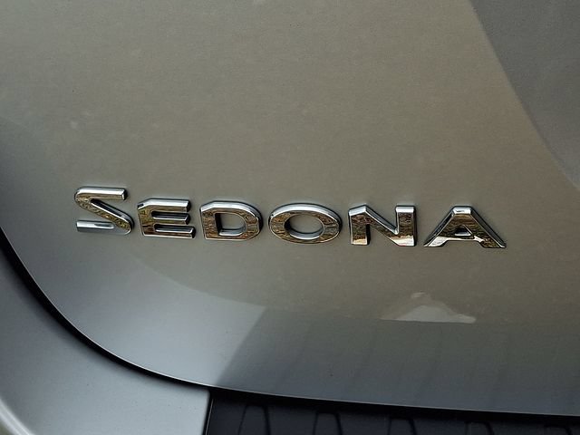 Used 2021 Kia Sedona EX FWD image 31