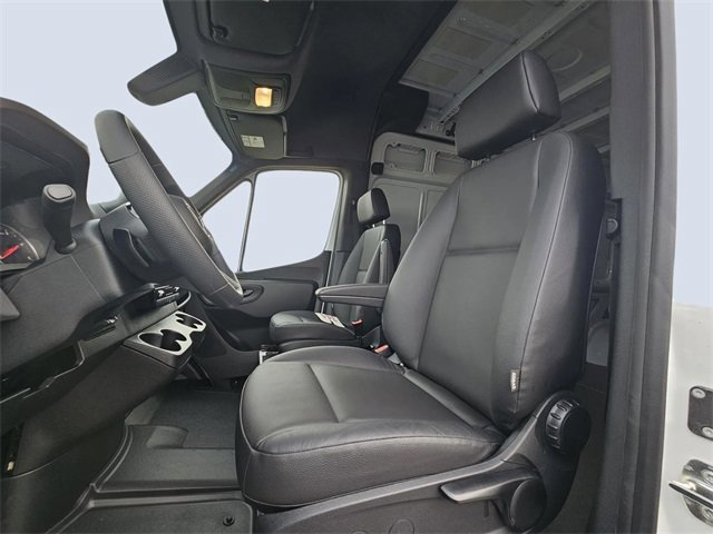 New 2025 Mercedes-Benz Sprinter 2500 image 10