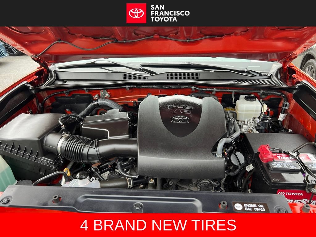 Used 2016 Toyota Tacoma TRD Off-Road AWD/4WD image 39
