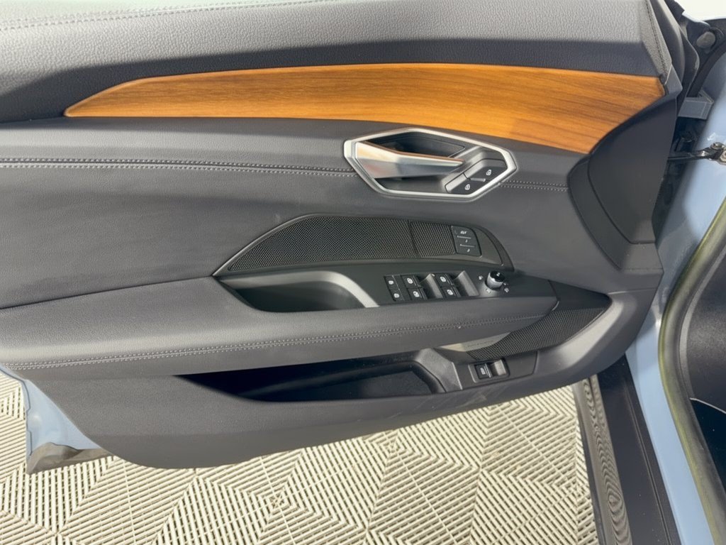Certified 2023 Audi e-tron GT Premium Plus AWD/4WD image 14