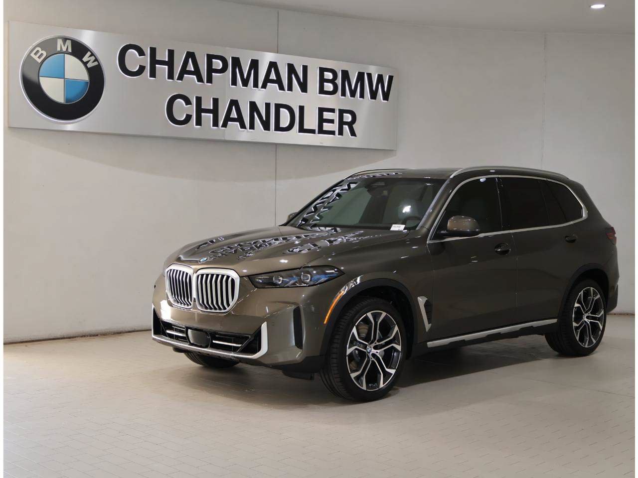 Used 2026 BMW X5 sDrive40i w/ Climate Comfort Package RWD image 1