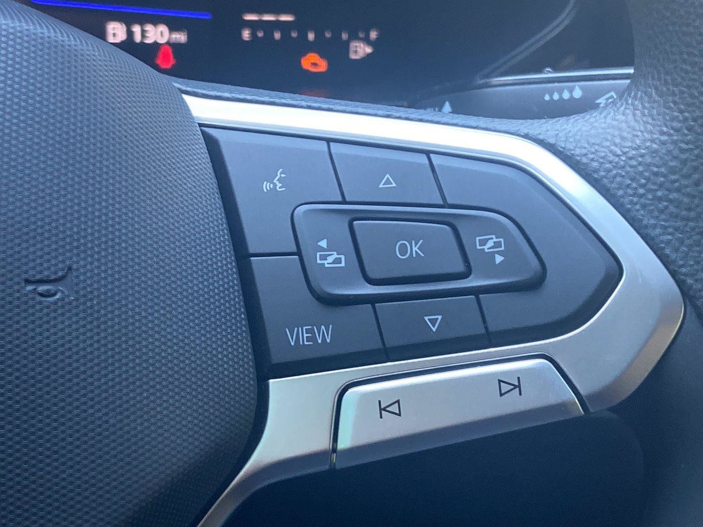 Certified 2022 Volkswagen Taos S AWD/4WD image 14